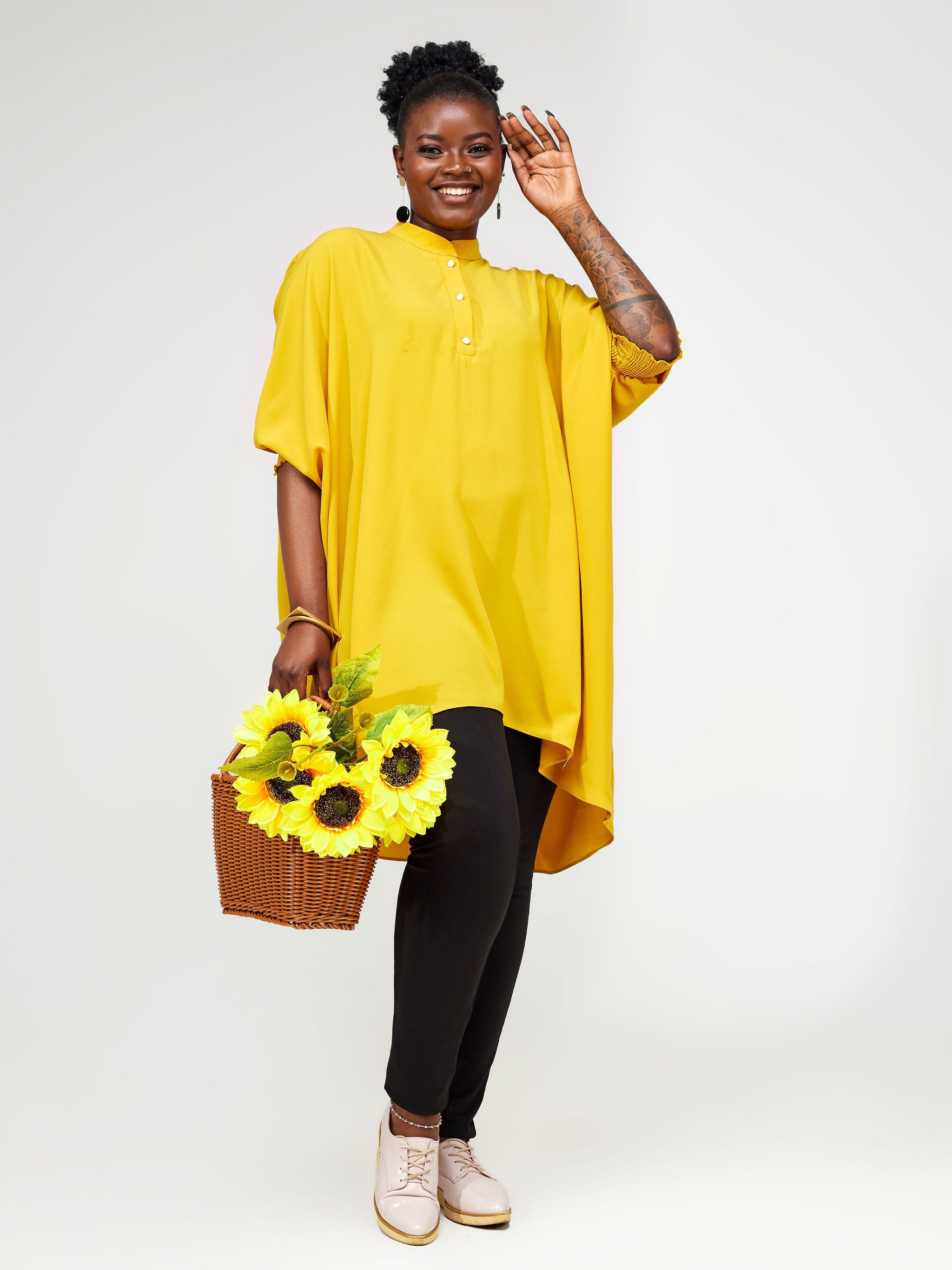 Vivo Wastani 3/4 Shirred Sleeve Wide Tunic - Mustard