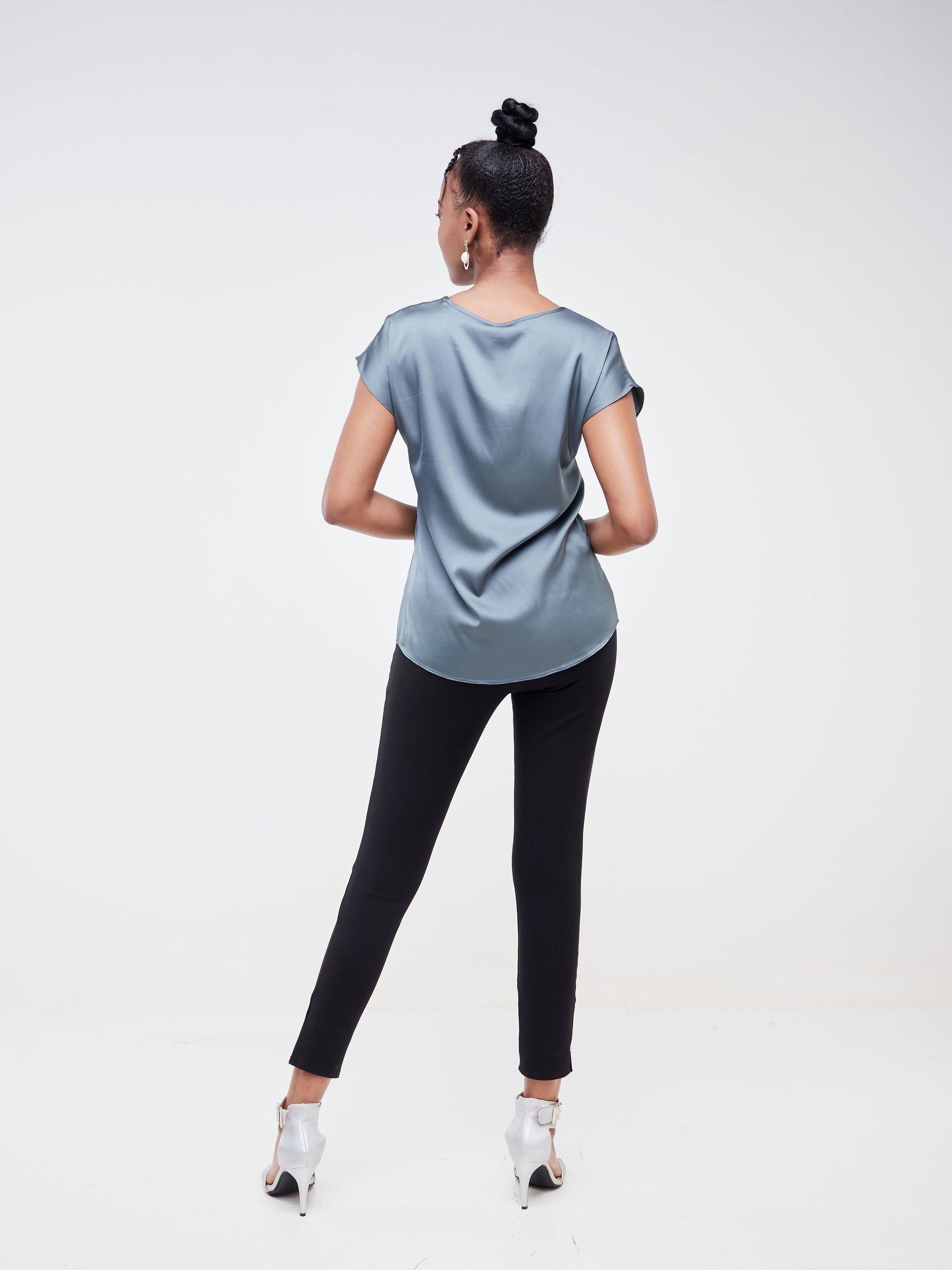 Vivo Thando Drop Shoulder Top - Ash Grey