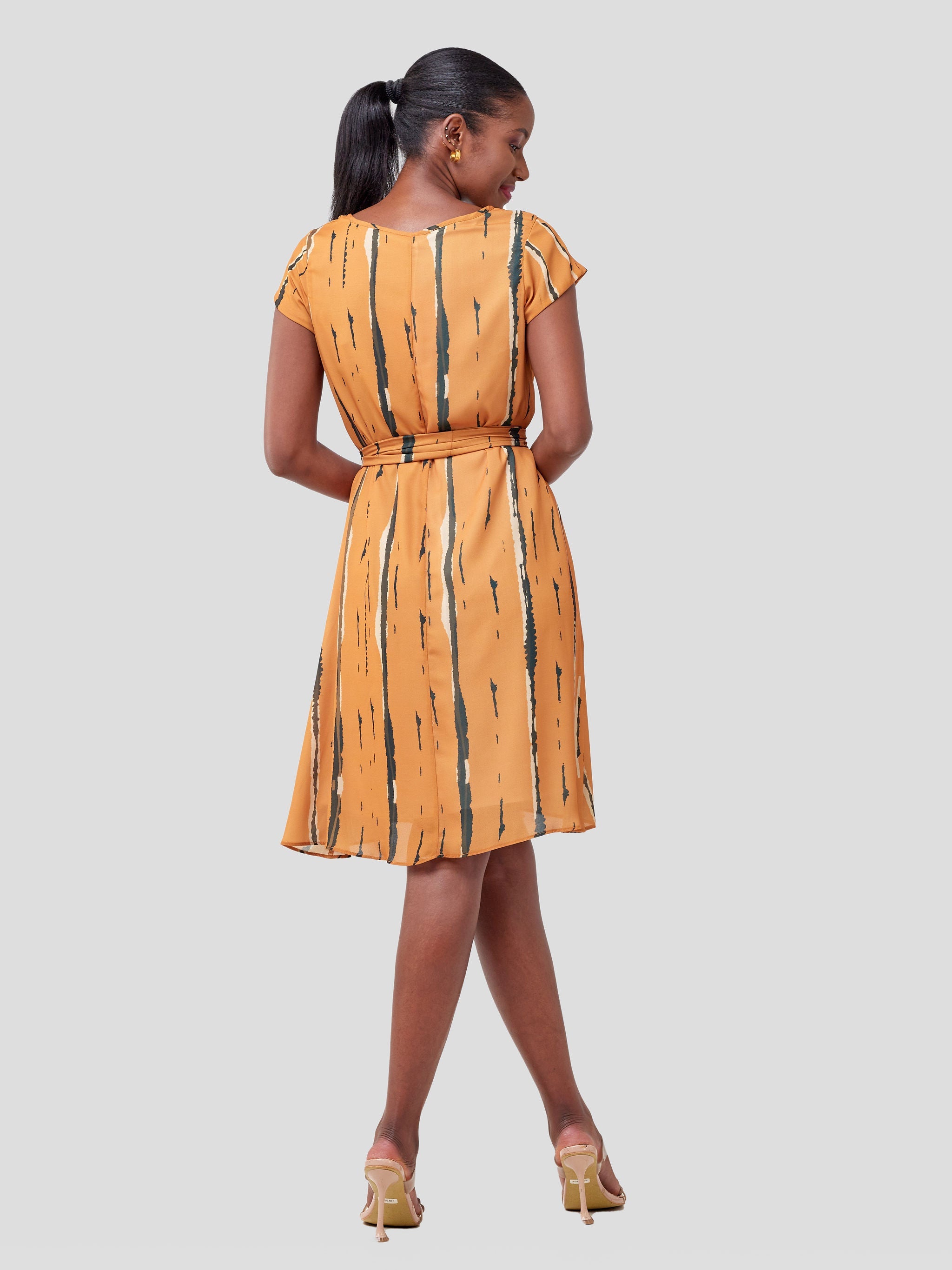 Vivo Basic Cap Sleeve Knee Length Tent Dress - Mustard Print