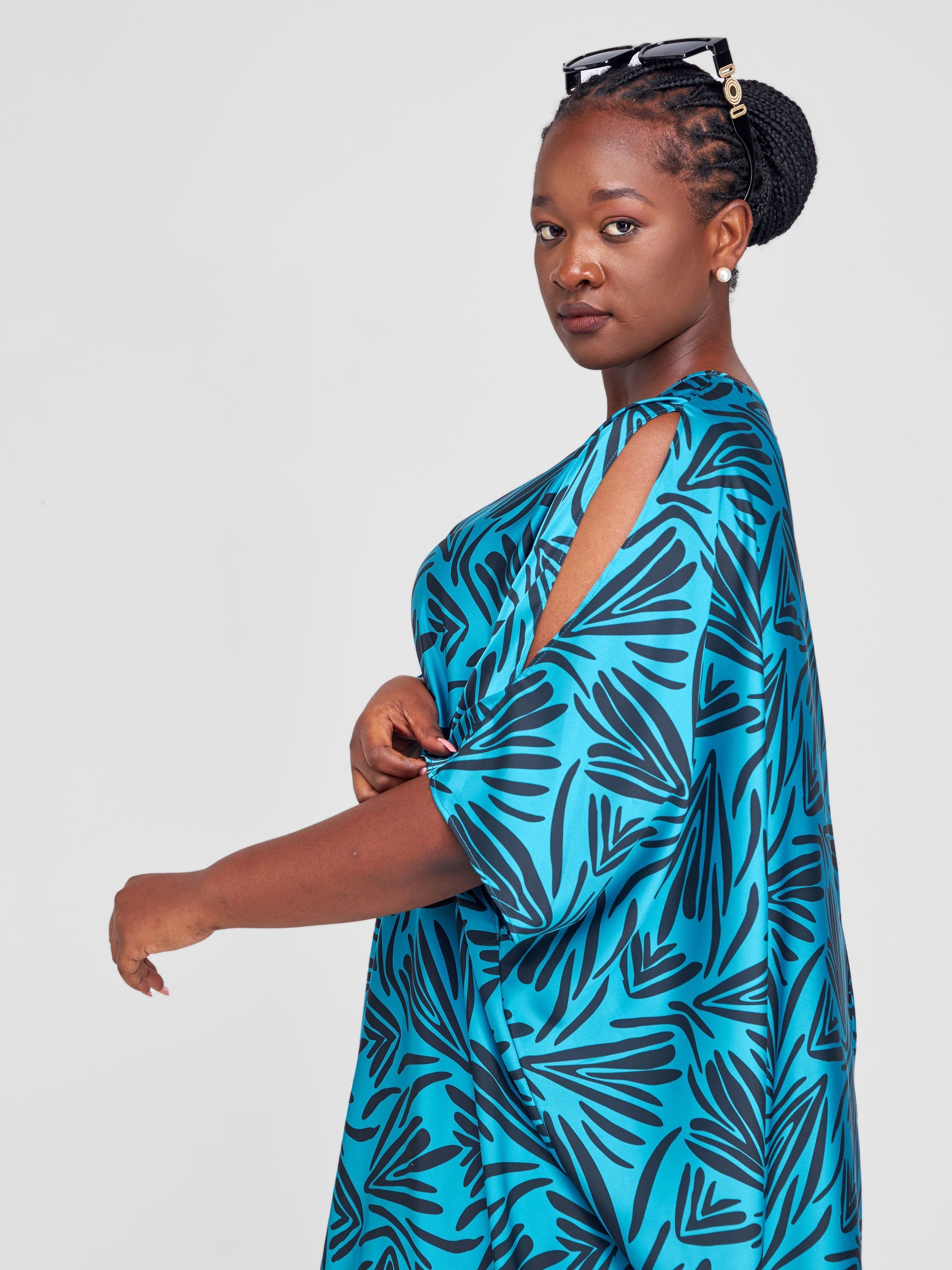 Vivo Lani Satin High Low Dress - Teal / Black Abstract Print