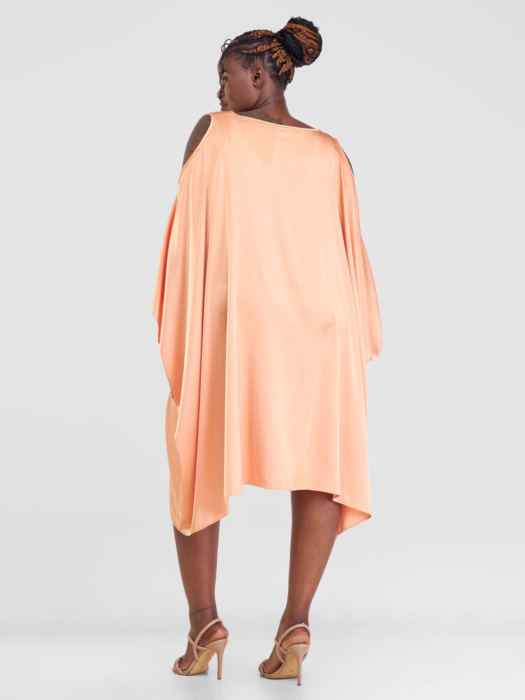 Vivo Adisa Cold Shoulder Kaftan - Coral