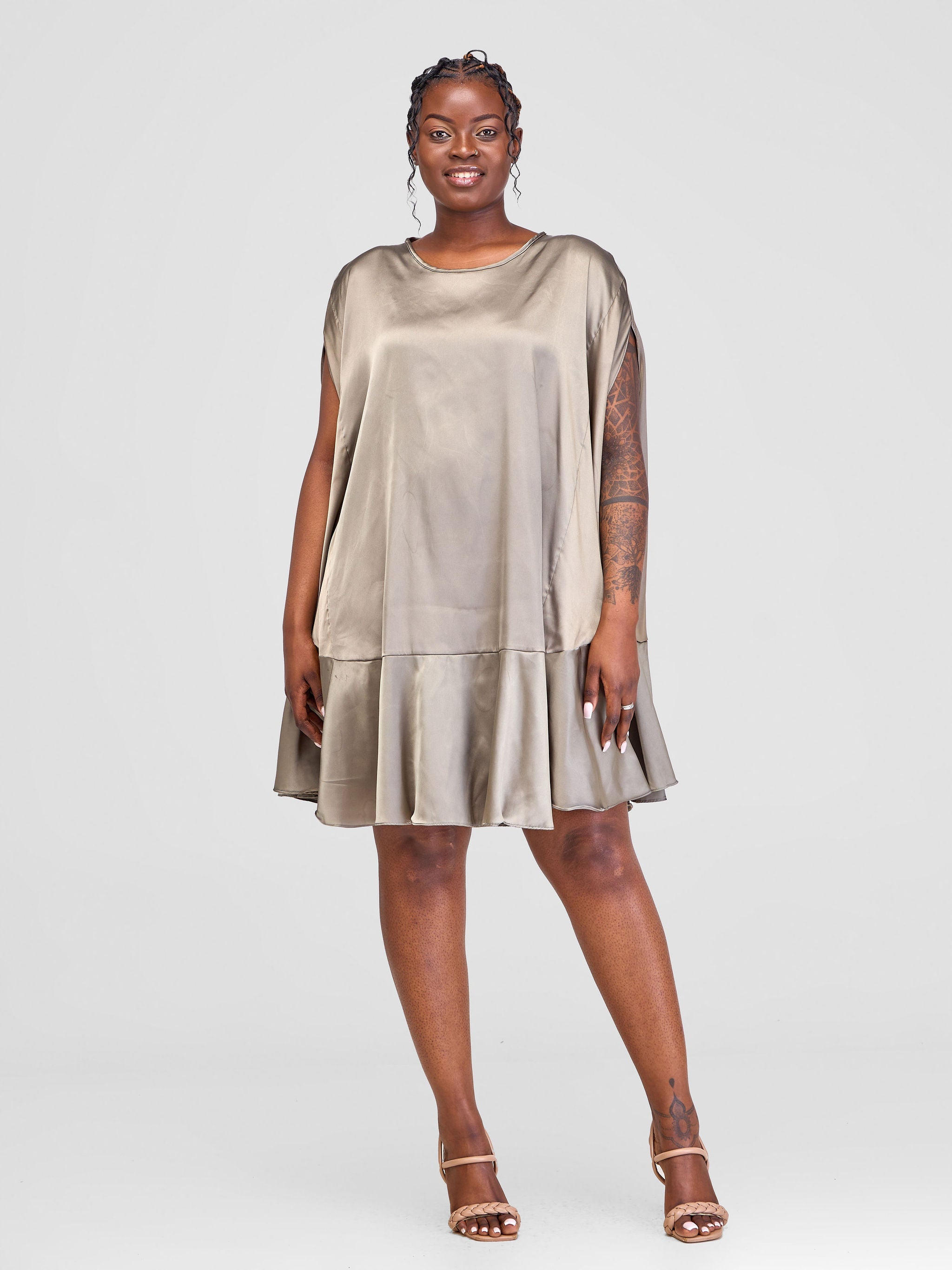 Vivo Thando Cape Knee Length Dress - Grey