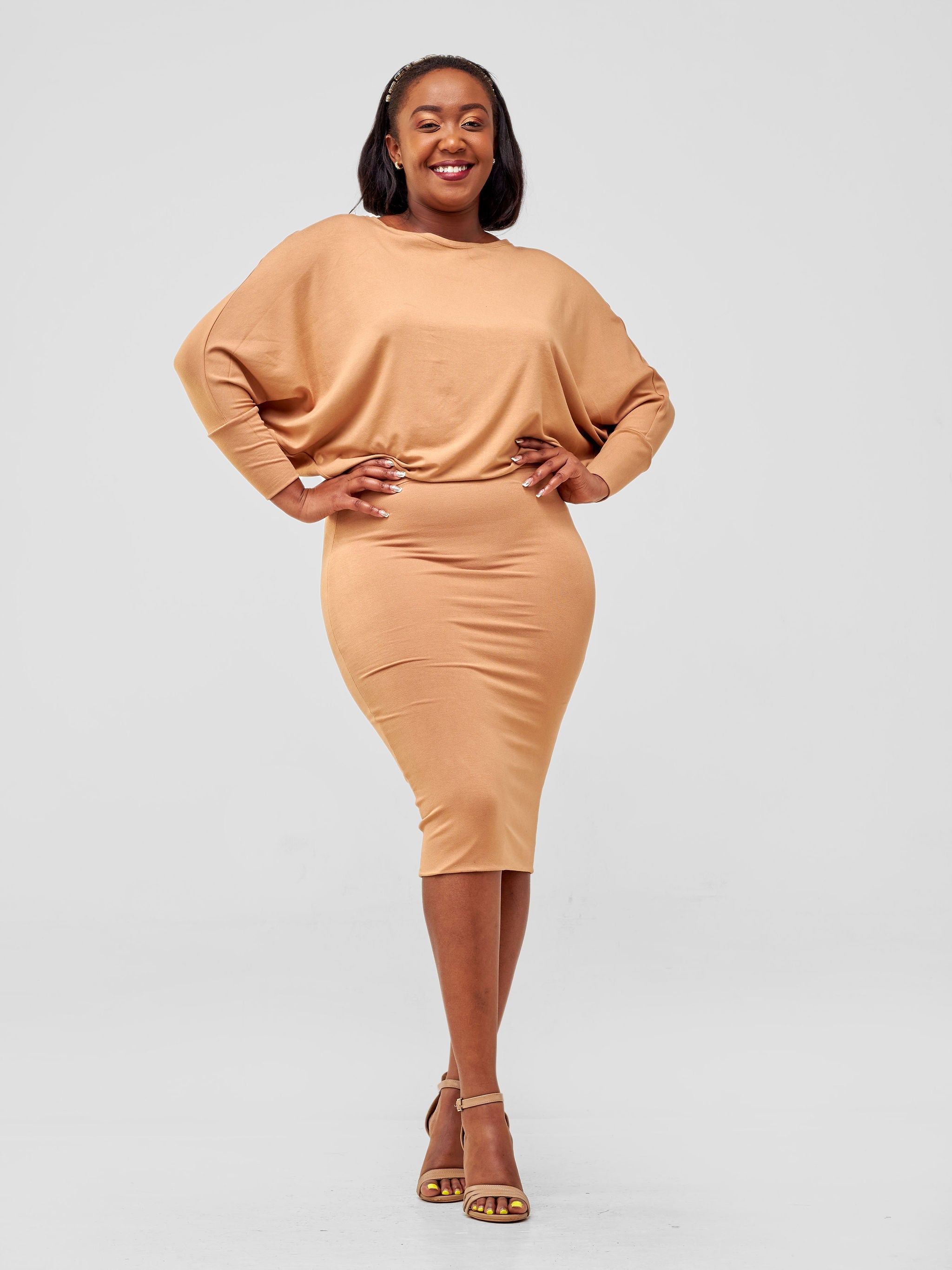 Vivo Basic Tolani Jersey Dress - Tan