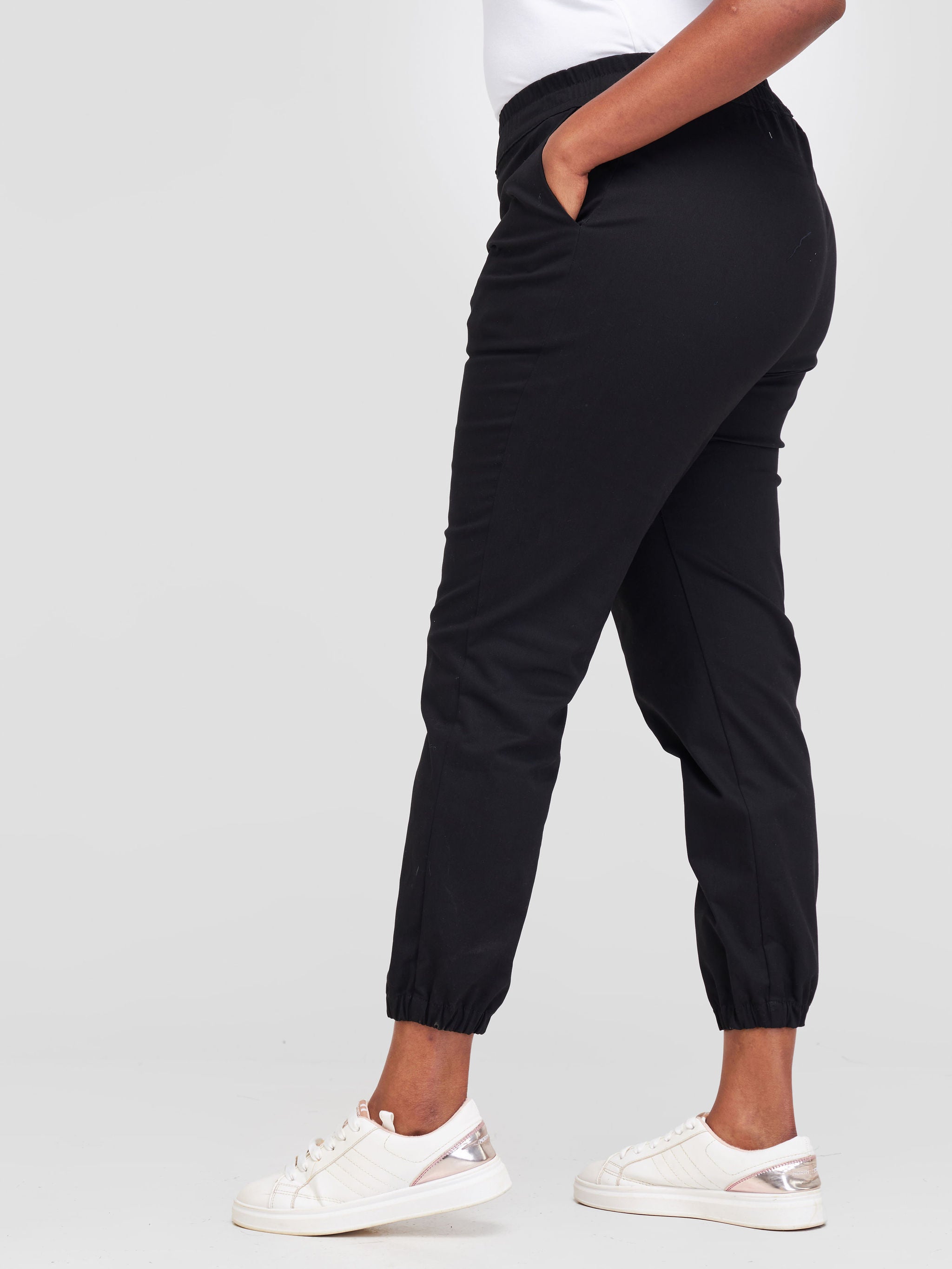 Safari Anga Joggers - Black