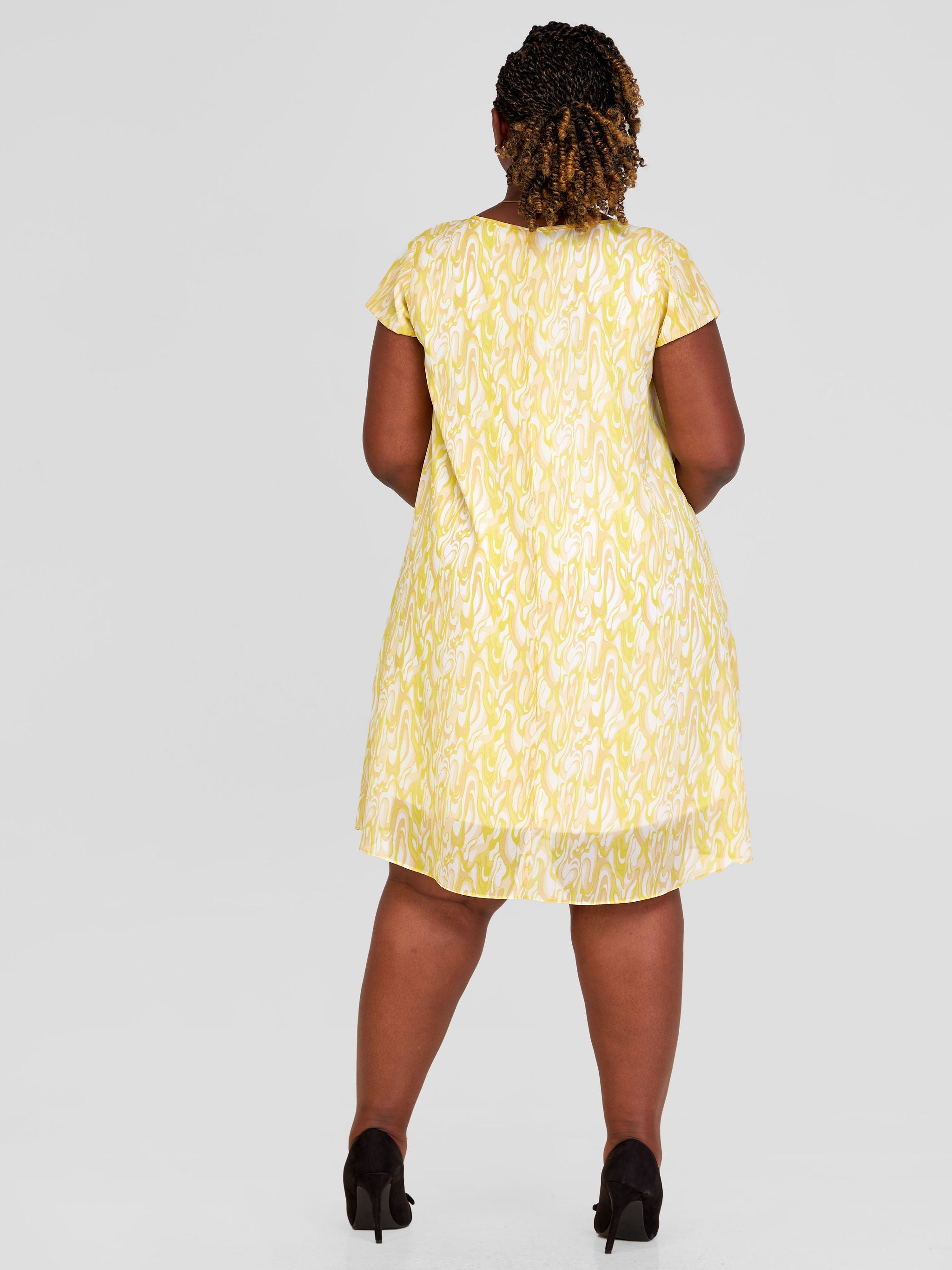 Vivo Sierra Cap Sleeve Tent Chiffon Dress - Yellow / White Abstract Print